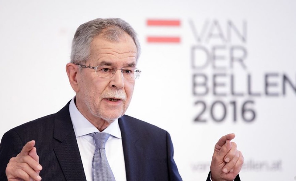 Van der Bellen4