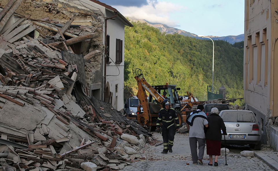 Foto Vincenzo Livieri - LaPresse 
24-08-2016 - Roma - Italia 
Cronaca
Trema il centro Italia. Alle 3.30 di questa notte si è registrata una forte scossa di terremoto di magnitudo 6.0 a 4 chilometri dalla superfice e con epicentro ad Accumoli, in provincia di Rieti nel Lazio, a pochi chilometri, equidistante, tra Norcia e Amatrice
Nella foto: le immagini di Amatrice distrutta

Photo Vincenzo Livieri - LaPresse 
24-08-2016 - Rome -  Italy
News
The central Italian town of Amatrice was badly damaged by a 6.2 magnitude earthquake that struck early on Wednesday, with people trapped under the rubble, the town's mayor said.